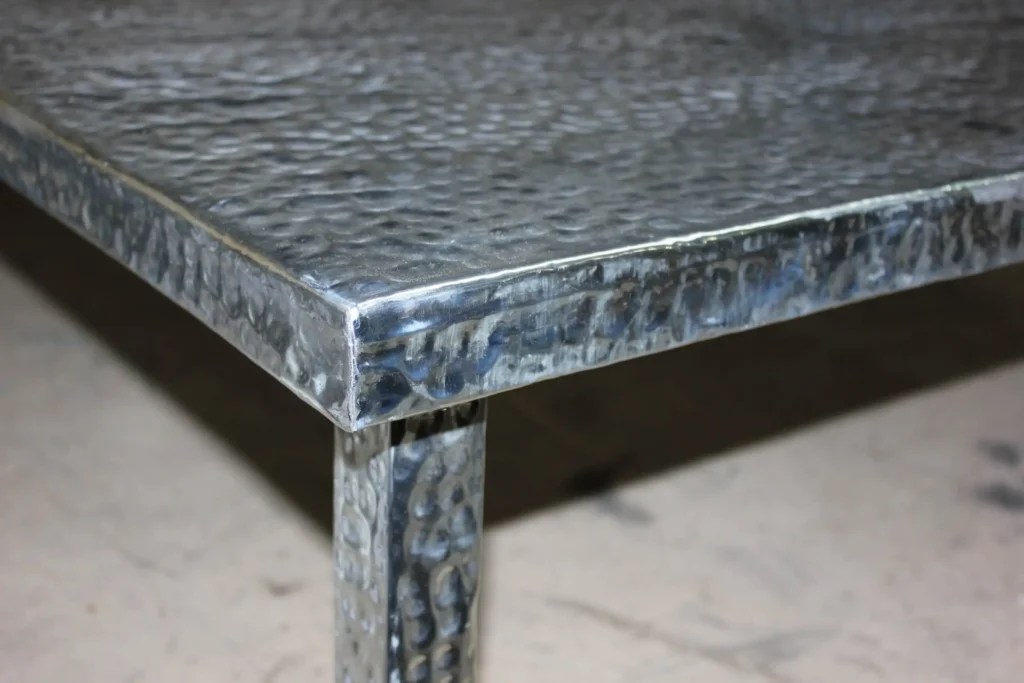 Diseño de Muebles - Mesa Zinc